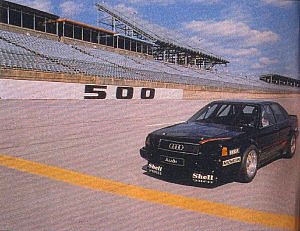 [200tq an der Ziellinie]